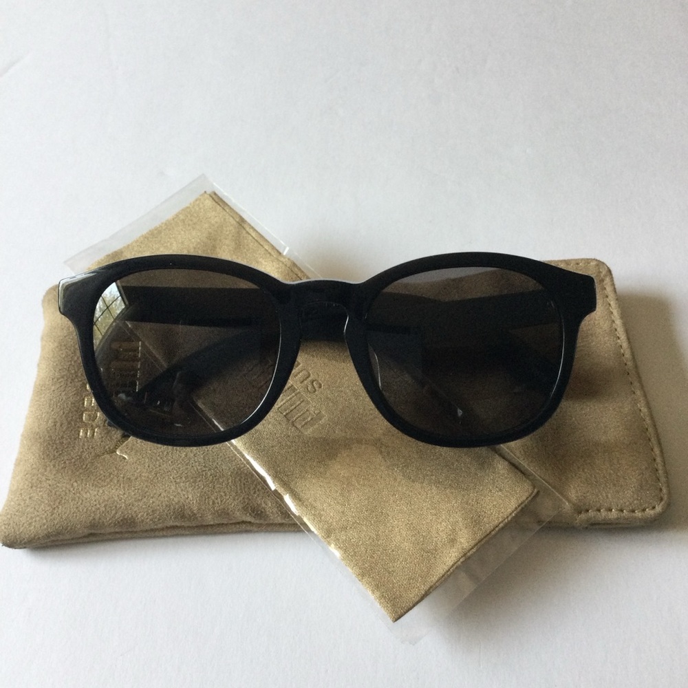 PUMA LIFESTYLE MENS SUNGLASSES BLACK FRAMES BLACK LENSES NWOT